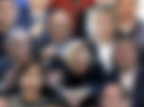 لو استمع بوتين واحدًا تلو الآخر إلى نقاشاتهم حول الوضع، لربما تردد ولم يتخذ القرار الحاسم في الوقت ا