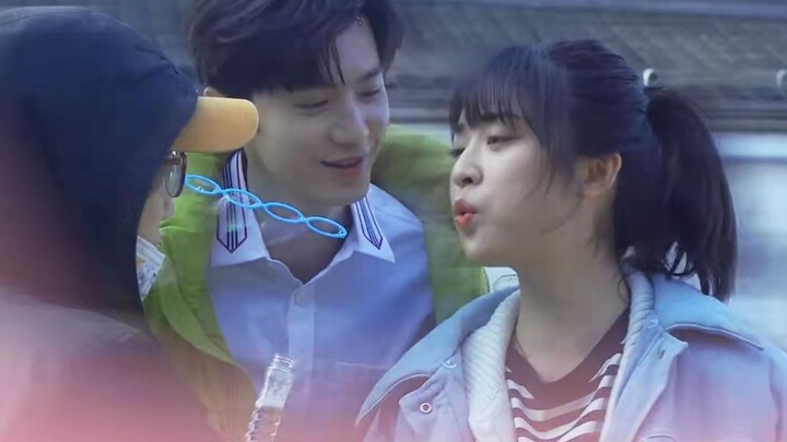 Just how captivating is it?!? Chen Zheyuan couldn't help but kiss 12 times!!