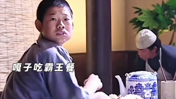 Gazi makan gratis tanpa bayar, pemilik restoran sama sekali nggak bisa ngapa-ngapain dia!