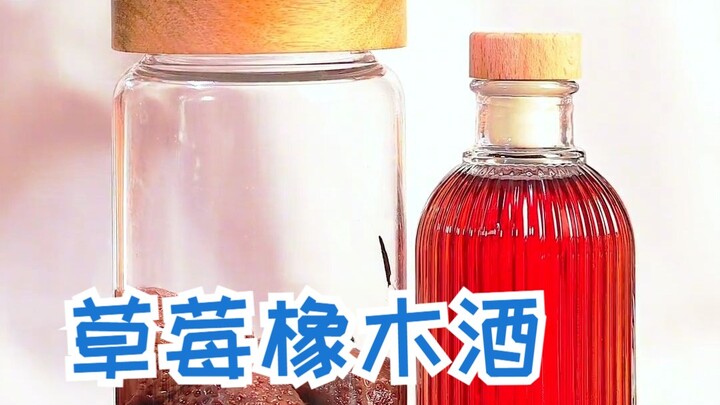 Drawing inspiration from the woody notes of brandy, adding oak chips when infusing strawberry wine u
