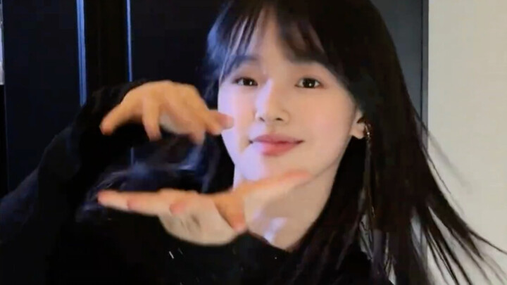 Thế là cũng hợp cạ rồi! Cứ để Suibian tự biên một điệu nhảy đi—thì phải làm cho đã chứ!! Mời các bạn