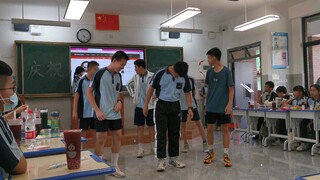 The Dance of Middle- and Long-Distance Running (Nanning No. 2 High School Junior Division, Class 220