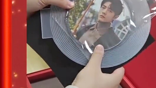 พอนึกถึงการแกะกล่องปีใหม่ของคนอื่น ในอนาคตก็อิจฉาทุกปี อยากกัดฟันแทบตาย...