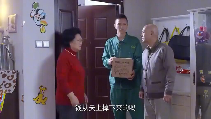 A Strange Land: Husband Loses Job and Comes Home, But Wife Keeps Shopping Online Like Crazy—Then He 