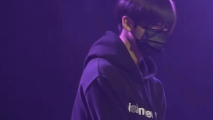 ฉากเดือดสุดมันส์! สองผู้เข้าแข่งขันจาก Planet 2 ลีซังวอน & ลีโอ ดวลเต้นฮิปฮอปสุดพลังสมัยเป็นเทรนนีใน