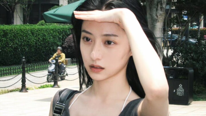 “Everyone, please give Korean entertainment the respect it deserves.”
