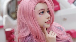 Đời sống|Cosplay Seraphine đến triển lãm anime Bên lề + Video chính