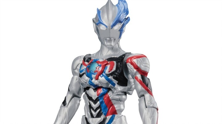 Ultraman Alpha Ultraman Blaze เป็นกาวซูเปอร์แมนหรือกาวอ่อนที่เคลื่อนย้ายได้เร็วที่สุด