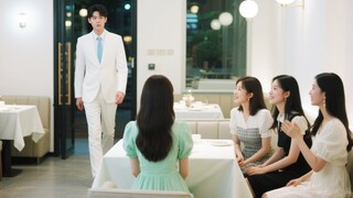 Kencan buta, gadis sebut kekurangan—tapi CEO langsung jatuh hati dan menikahinya! Apa yang membuat..