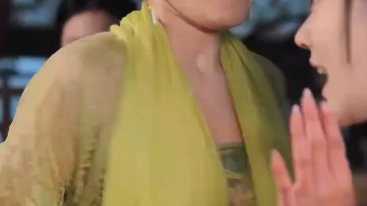 จากโลกอนาคตทะลุมิติมายุค โบราณ เปิดใช้งานระบบสุดทันสมัย