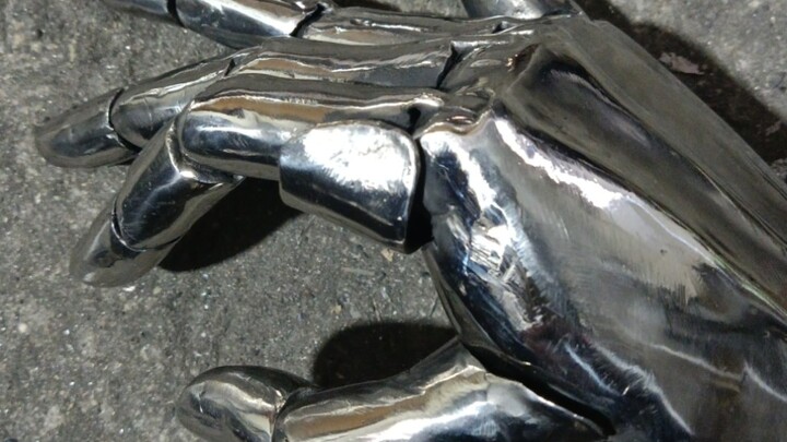 金属的魅力，压迫感十足