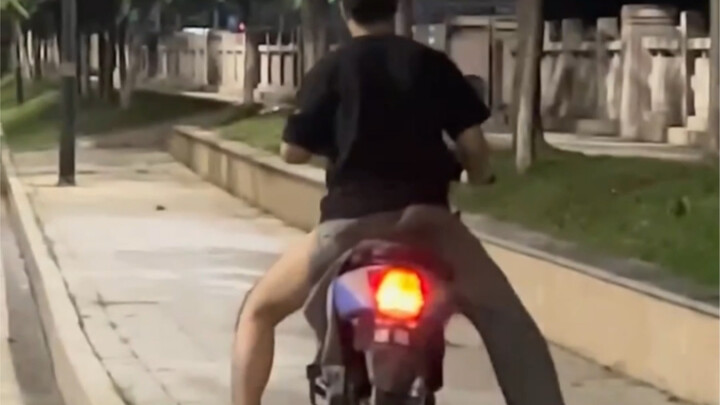 "Jepit Level Penuh" 11.0
