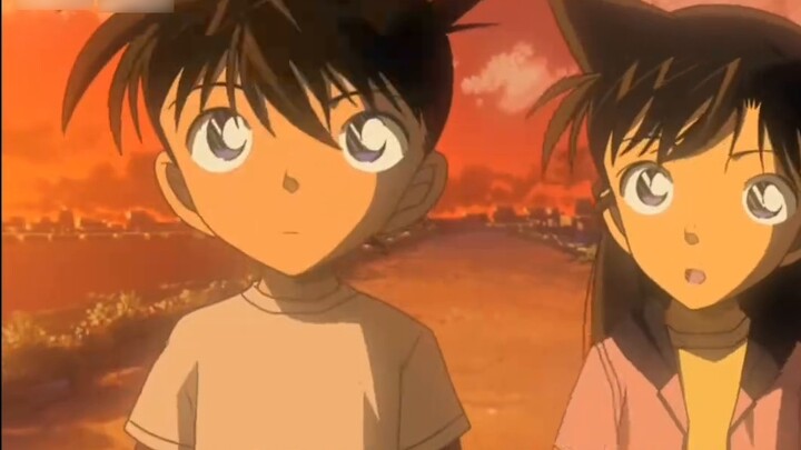 [Xinlan] "She stared out the window, not to see the scenery, but to wait for someone who was late to