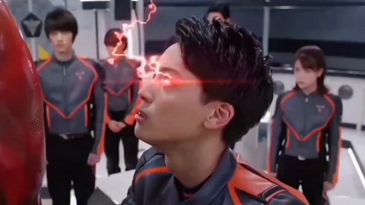 Ultraman famous scene (2) - Five faces confused