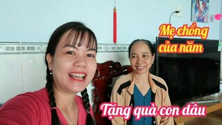 #118: Mẹ chồng xuống thăm nhà và tặng quà cho con dâu quá xá đã @Tiên Hồ TV