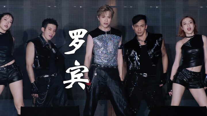 Cùng một bài nhảy nhưng mỗi người lại nhảy khác hẳn nhau!