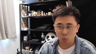 【Awang】What does the red-haired man want to do with Wulao Xing? Shanks is Rocks' son?