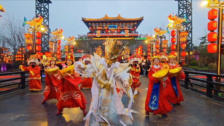 The High Priest and the God of Wealth won MVP.