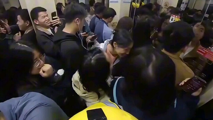 ⚡Bệnh thần kim đúng là khiến ai cũng phải phì cười!⚡