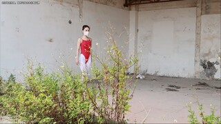 I'm Brother Xueji, I love dance students—hit that follow button! Just regular filming, no inappropri