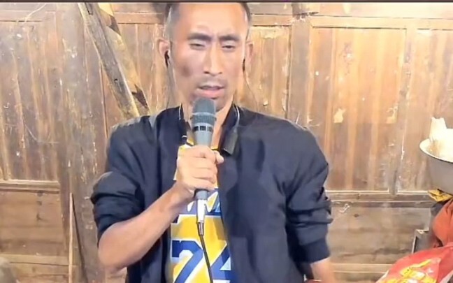 Guizhou Kobe passionately performs “The Execution Song of Dream Tears”