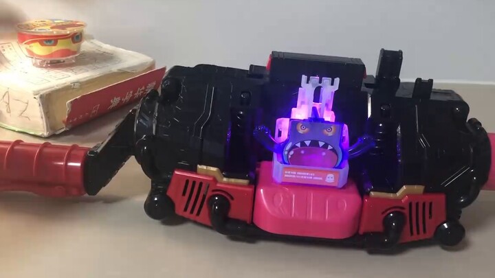 Strange Gavv and Valen, the art of knowing when to be full, and the science of dark snacks