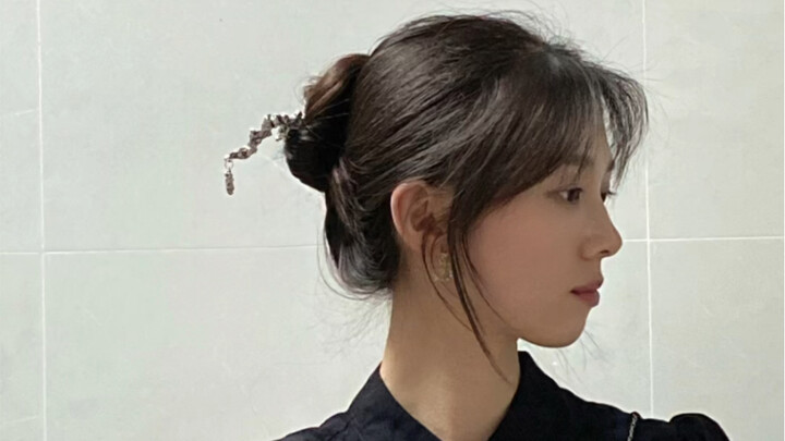 Here’s the hairpin updo tutorial you’ve been asking for—works for both long and short hair!