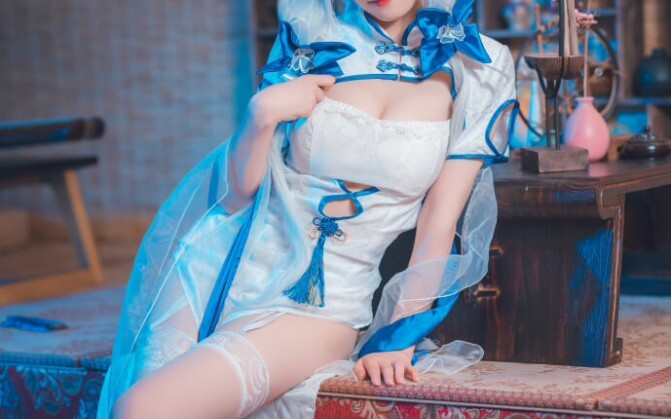 [Cos Collection] Cosplay Nona Adik Azur Lane Cemerlang Cheongsam · Cintai Chunri, jika tidak ada kec