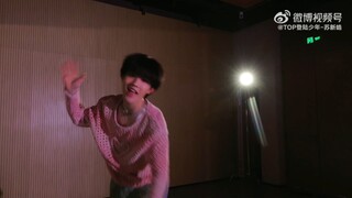 苏新皓翻跳Stitches