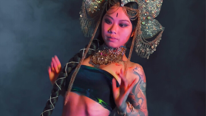 ناغا القرمزية ورقصة اندماج القبائل