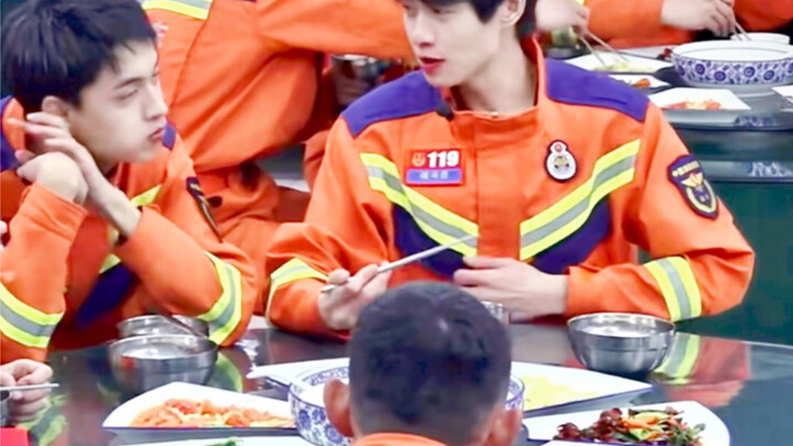 “Roles Reversed—There’s No Way It Could Be Him!”