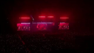 Blackpink - Pretty Savage | Bornpink Concert Jakarta GBK 2023