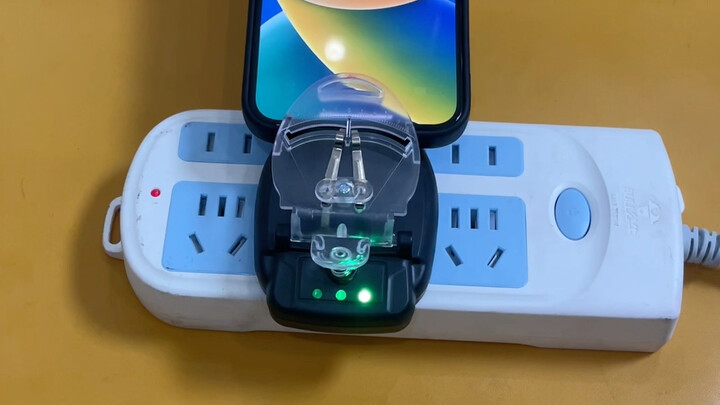 I’ll give it a try too #NeverWouldHaveGuessed#Universal Charger
