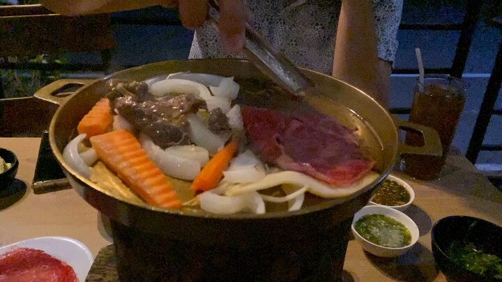 ปิ้งย่าง รอ เดอะสตาร์เดลี่