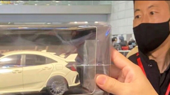 I didn't expect that at the Japanese model sale...