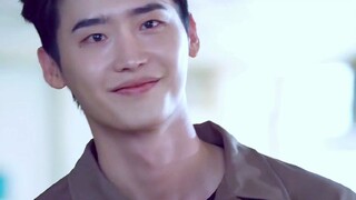"My husband became a prison boss, how I went to visit him" Chang Hao is a wife-protecting maniac. He