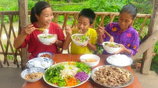 Bún Thịt Bò Mắm Chua Thêm Đĩa Rau Sống Ăn No Căng Bụng | ATHMC