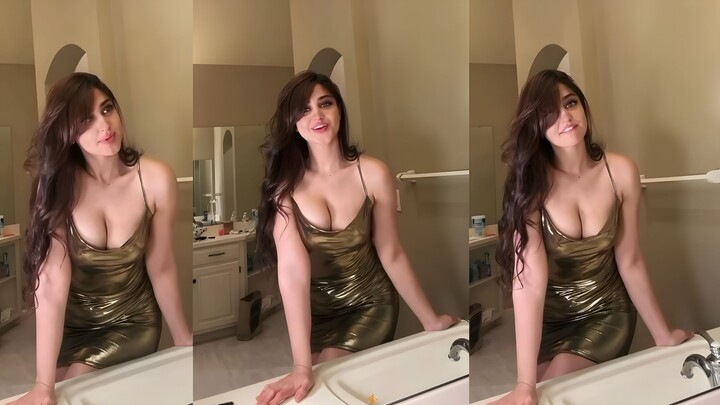 Sexy Tit Girl 🫦😳