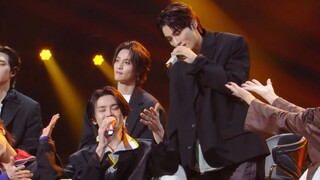 Qian Kun + Xiao Jun Cover [The Moon Represents My Heart] Live Stage