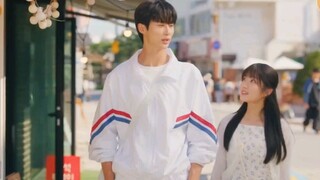 In the new scene of the latest MV, Xiaolu carried Shanzai on his back and changed the fate of himsel