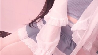 Hmm dễ thương quá ~ Thật tệ là tôi chỉ mới 6 tuổi ~