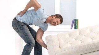 I accidentally sprained my waist and played a game to torture myself
