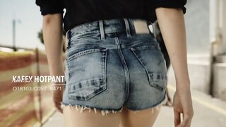Iklan celana jeans: Bokong yang bergoyang