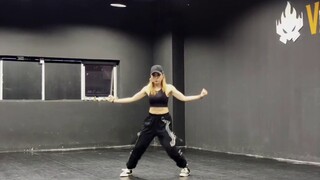 [DAN Cover] TVXQ—HEY! Phiên bản năm thành viên của bản hit đình đám của họ có thể là bản cover duy n