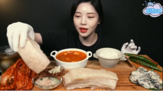 Nguyên cục thịt luộc, hào và kim chi phần 1 #mukbang