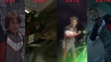Perbandingan transformasi Ultraman Dyna dan Asuka Shin dalam periode waktu yang berbeda.