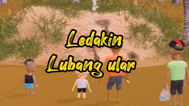 Si Monyil pasang petasan di lubang ular