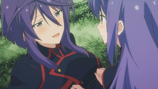 A sister who likes her sister too much...
