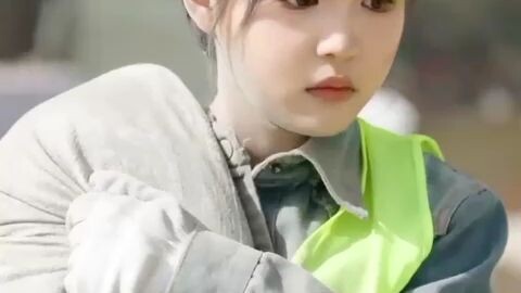 deep white clouds there is my dear