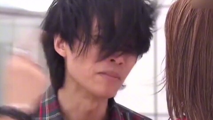 Hoàng Tử Hoa hài hước đến mức nào chứ?